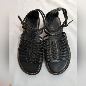 Frye Kayla Huarache ankle fisherman sandals Size 7 1/2